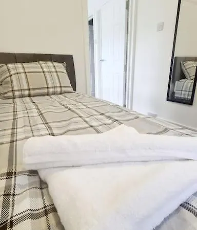 Freshen-up Apartment *